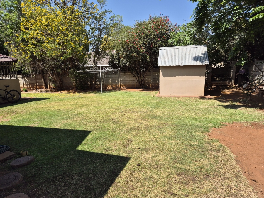 4 Bedroom Property for Sale in Wilkoppies North West